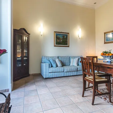 Flat Rosanna * Sorrento